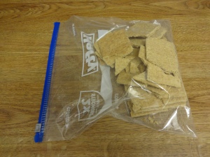 Crackers in baggie